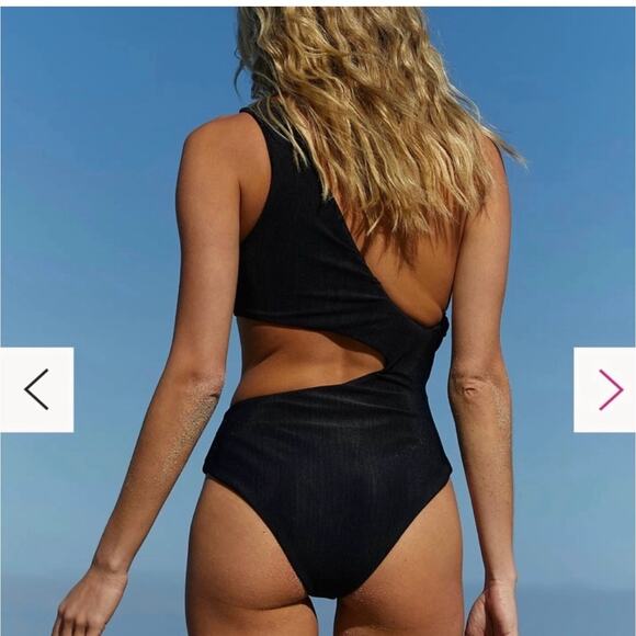 Beach Riot Celine Cutout One-Shoulder Swimsuit - Black - M - Picture 2 of 7